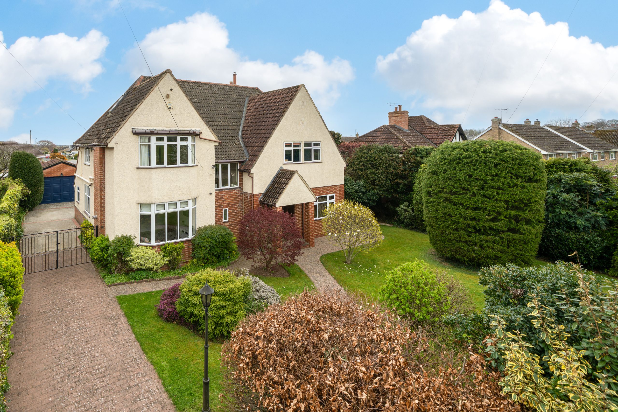 KNARESBOROUGH HOME LAUNCH REFLECTS ENDURING DEMAND FOR PRIME EDGE-OF-TOWN PROPERTY