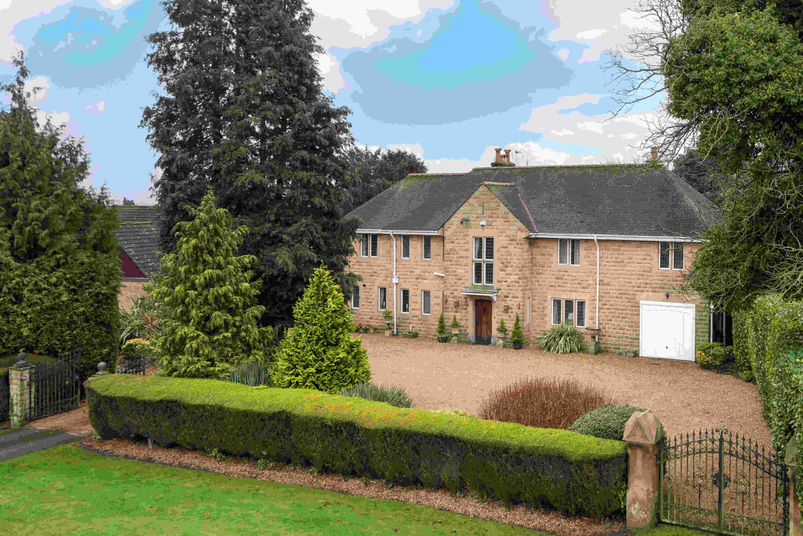 £1.1M FIVE-BEDROOM HOME LAUNCHES IN PRIME KNARESBOROUGH LOCATION