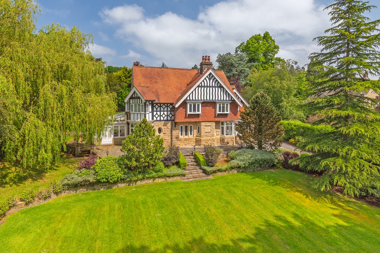 OUTSTANDING EDWARDIAN HOME FOR SALE IN PRIME ILKLEY LOCATION